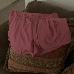 Lululemon Size 14/32/L Pink Shorts with drawstring